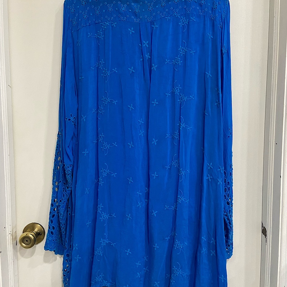 Johnny Was Spring& Summer Eyelet Sapphire Blue Button Up Tunic Size 1X - Picture 2 of 5
